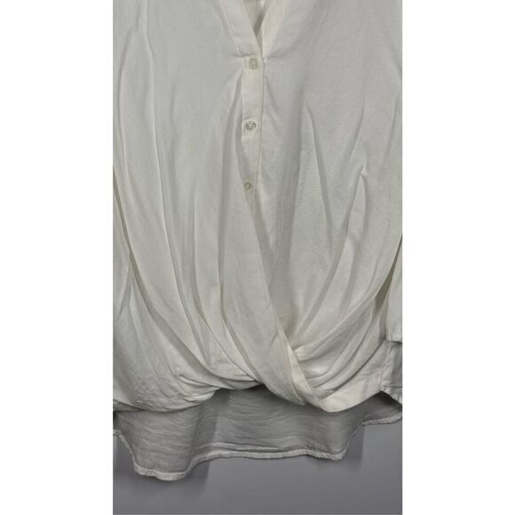 Everly white crisscross roll up sleeve blouse, size medium  - Picture 6 of 8